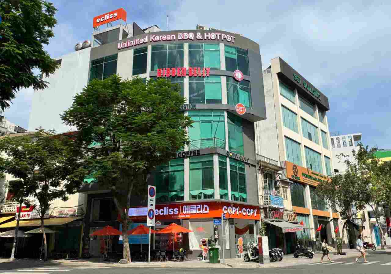 83 lethihonggam Quan1